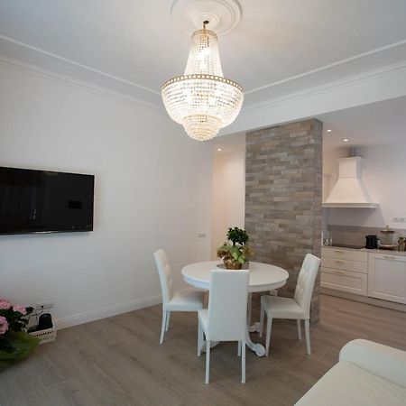 Suite Imperiale Colosseo Rome Bagian luar foto