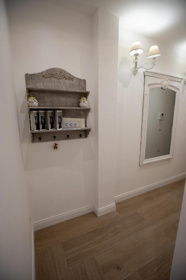 Suite Imperiale Colosseo Rome Bagian luar foto