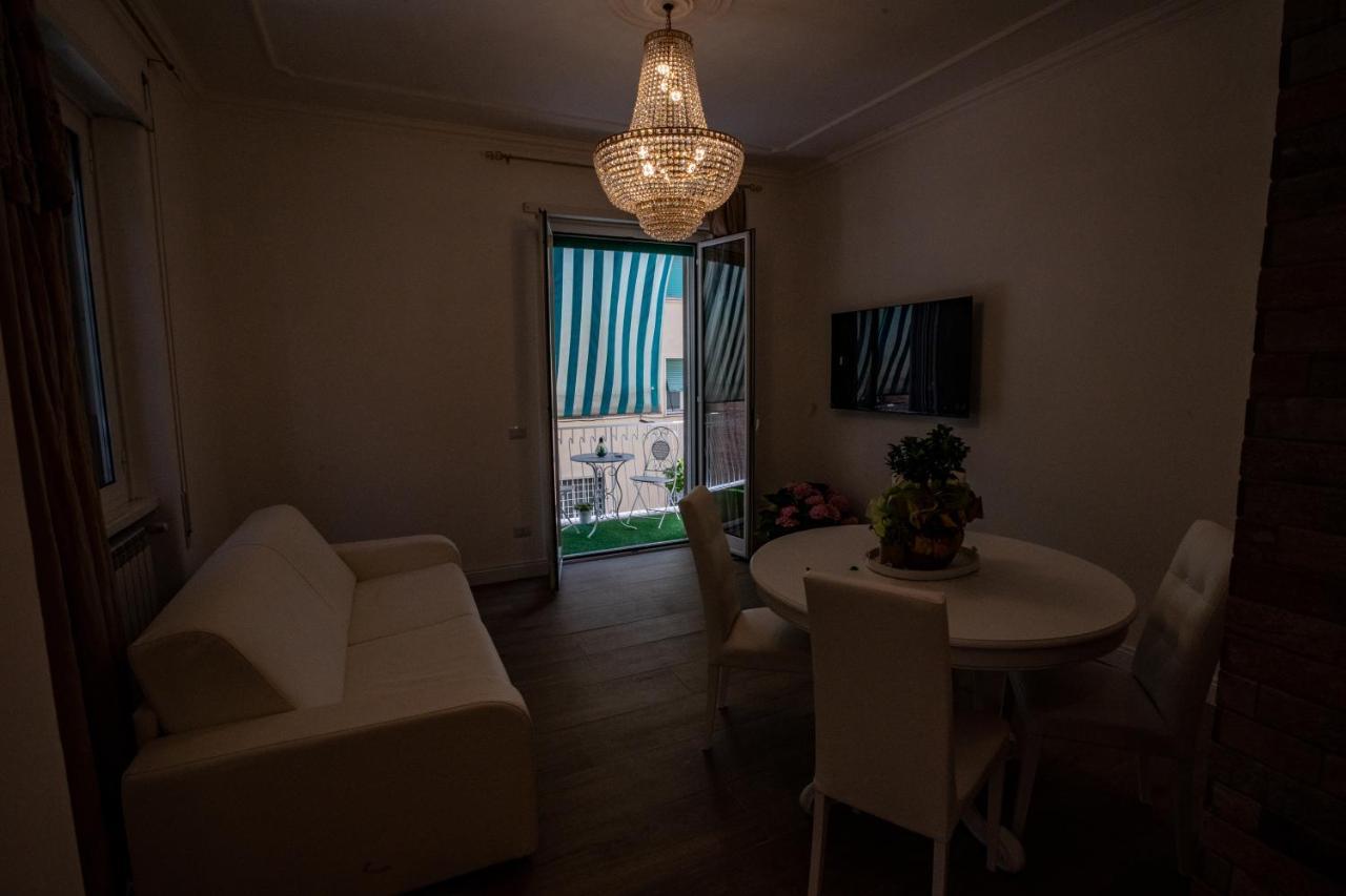 Suite Imperiale Colosseo Rome Bagian luar foto