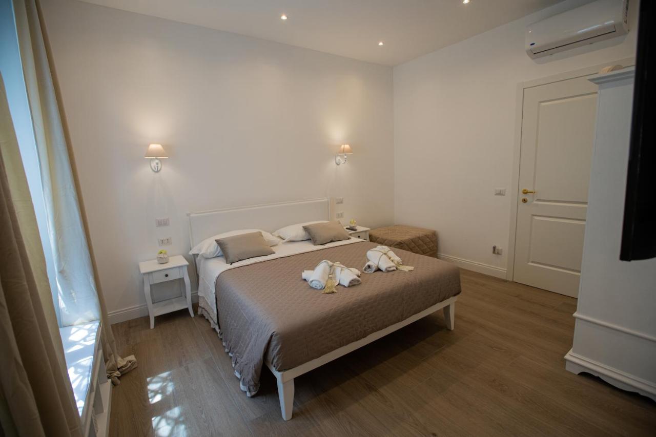 Suite Imperiale Colosseo Rome Bagian luar foto