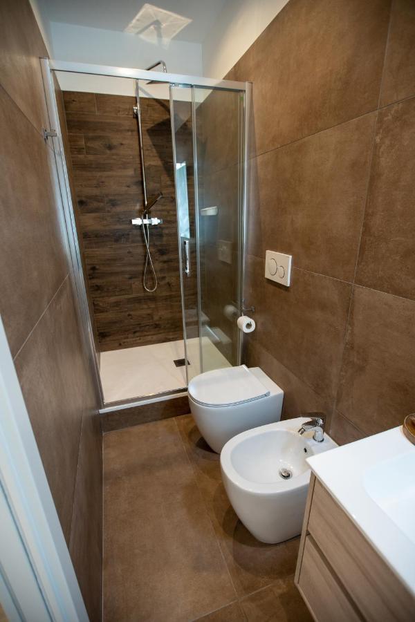 Suite Imperiale Colosseo Rome Bagian luar foto
